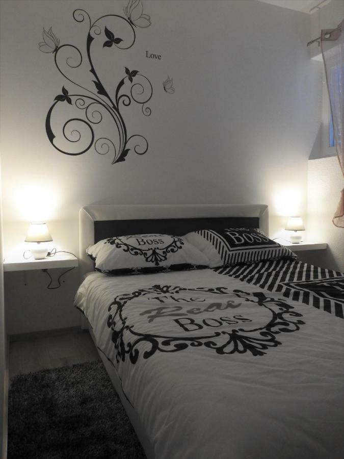 וואראז'דין Sweet Dreams Apartment מראה חיצוני תמונה
