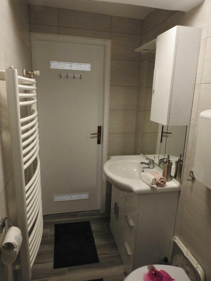 וואראז'דין Sweet Dreams Apartment מראה חיצוני תמונה